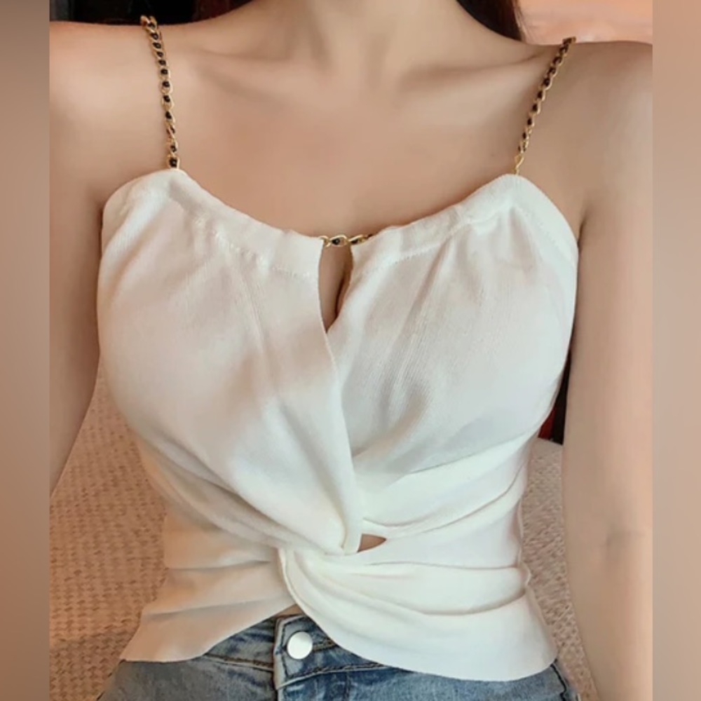 Chain strap crop top